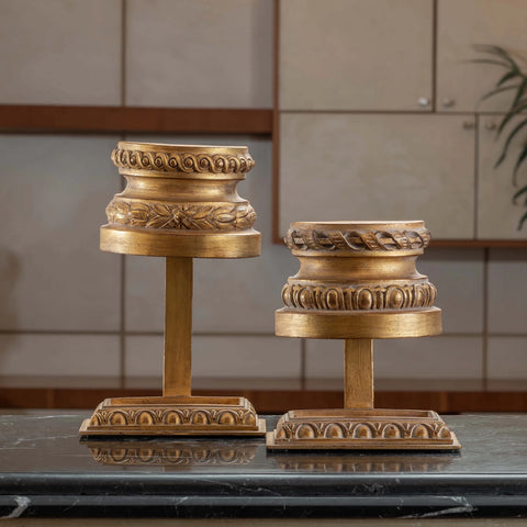 Classic gold Capital Stand table accessory with an architectural column-inspired design, displayed as an elegant tabletop décor piece.

