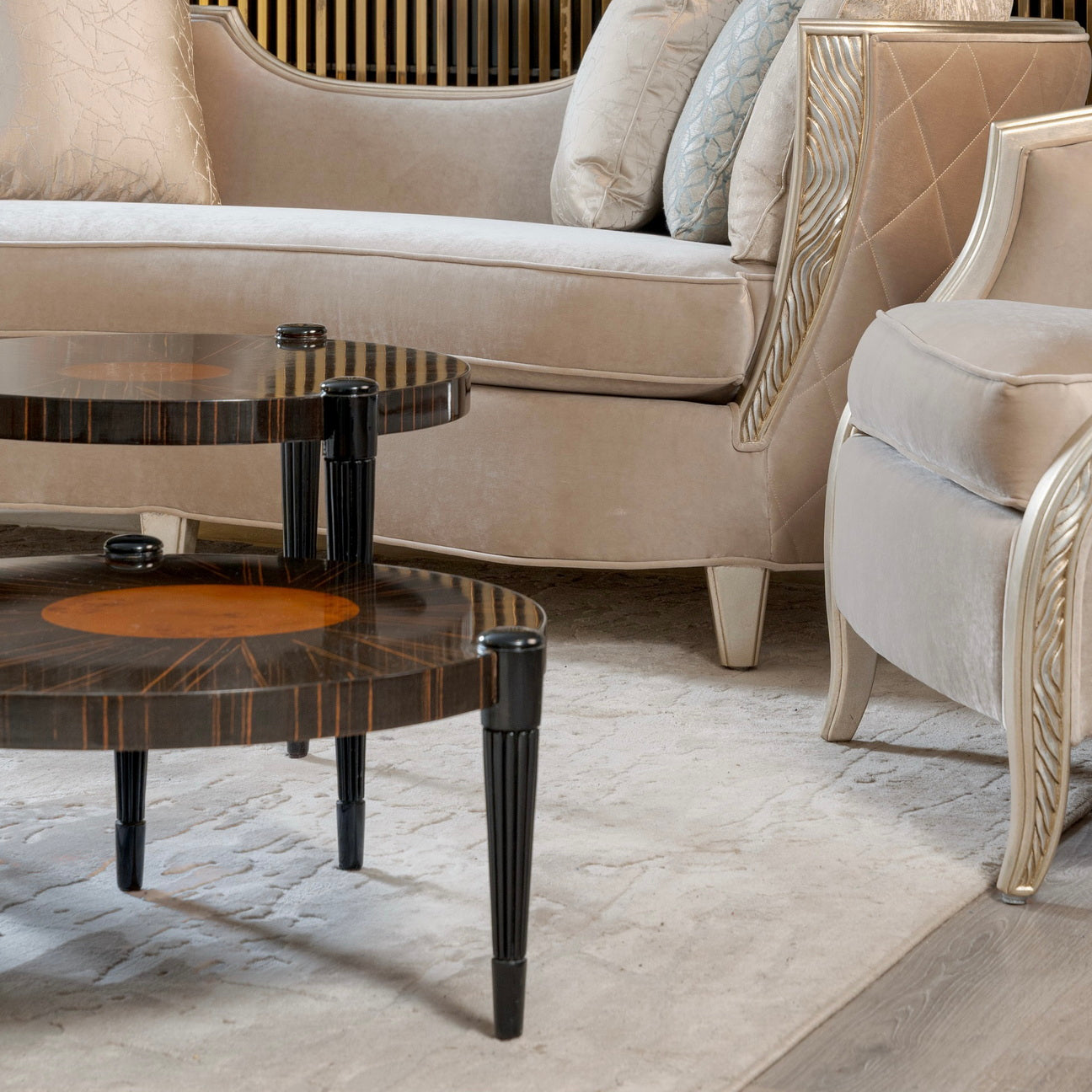 Juliana Tables