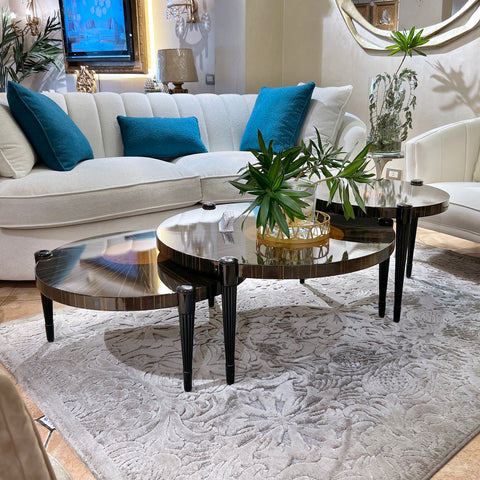 Juliana Tables