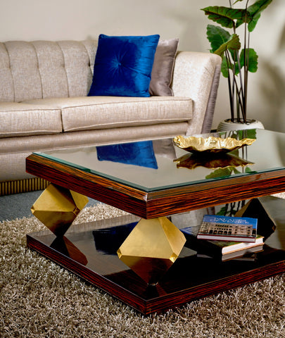 Pyramiza Table